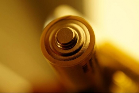 Trung Quốc chế tạo thành công pin "ăn" nước biển hoạt động bền bỉ 200 giờ