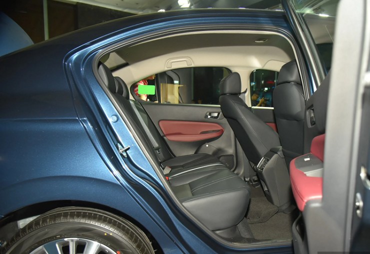 Tầm giá 500 triệu đồng, chọn mua Mazda2 hay Honda City dịp xuân 2026? - 7