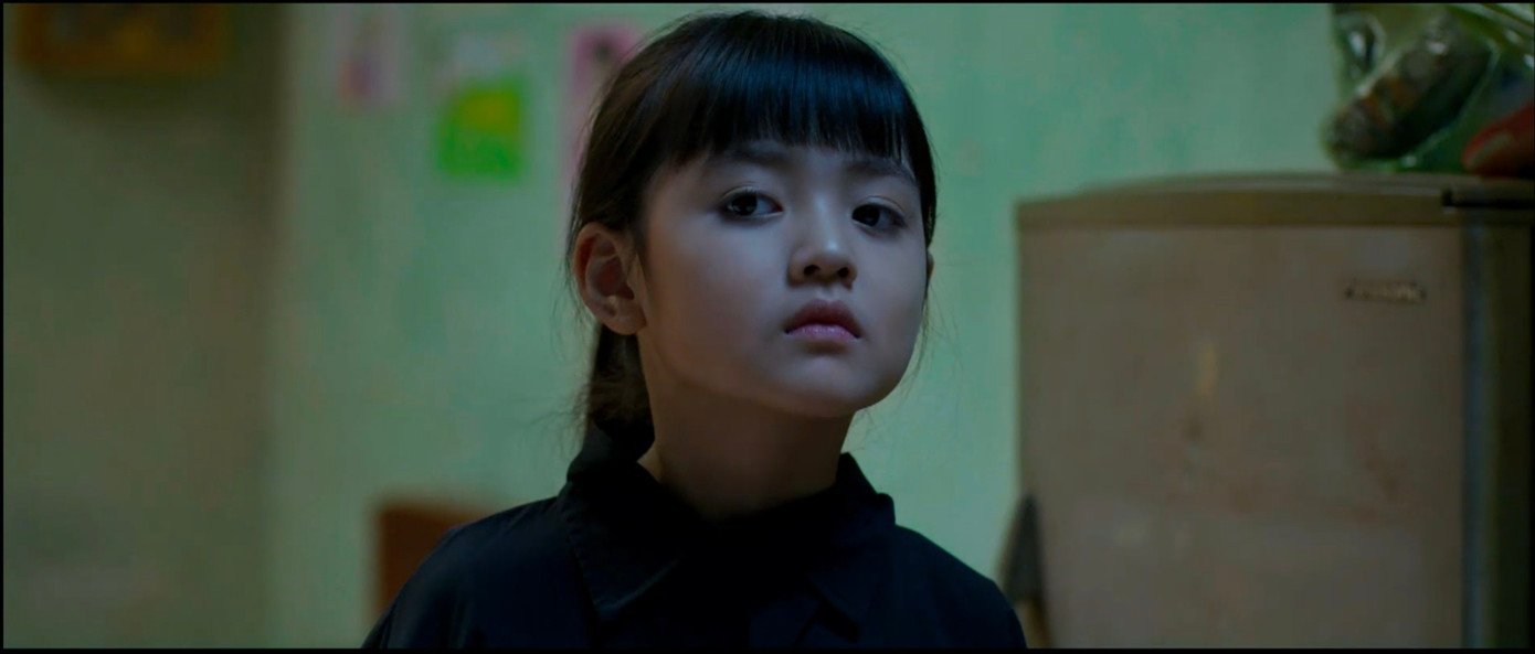 Tạo hình nhân vật Nhi trong phim Gia đình trái dấu.