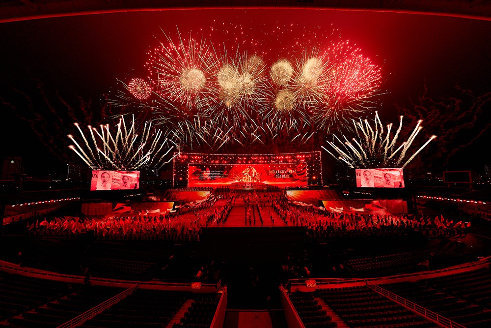 Đại nhạc hội pháo hoa sẽ có sân khấu nghệ thuật quy mô lớn bậc nhất Việt Nam. Ảnh: Sun Group