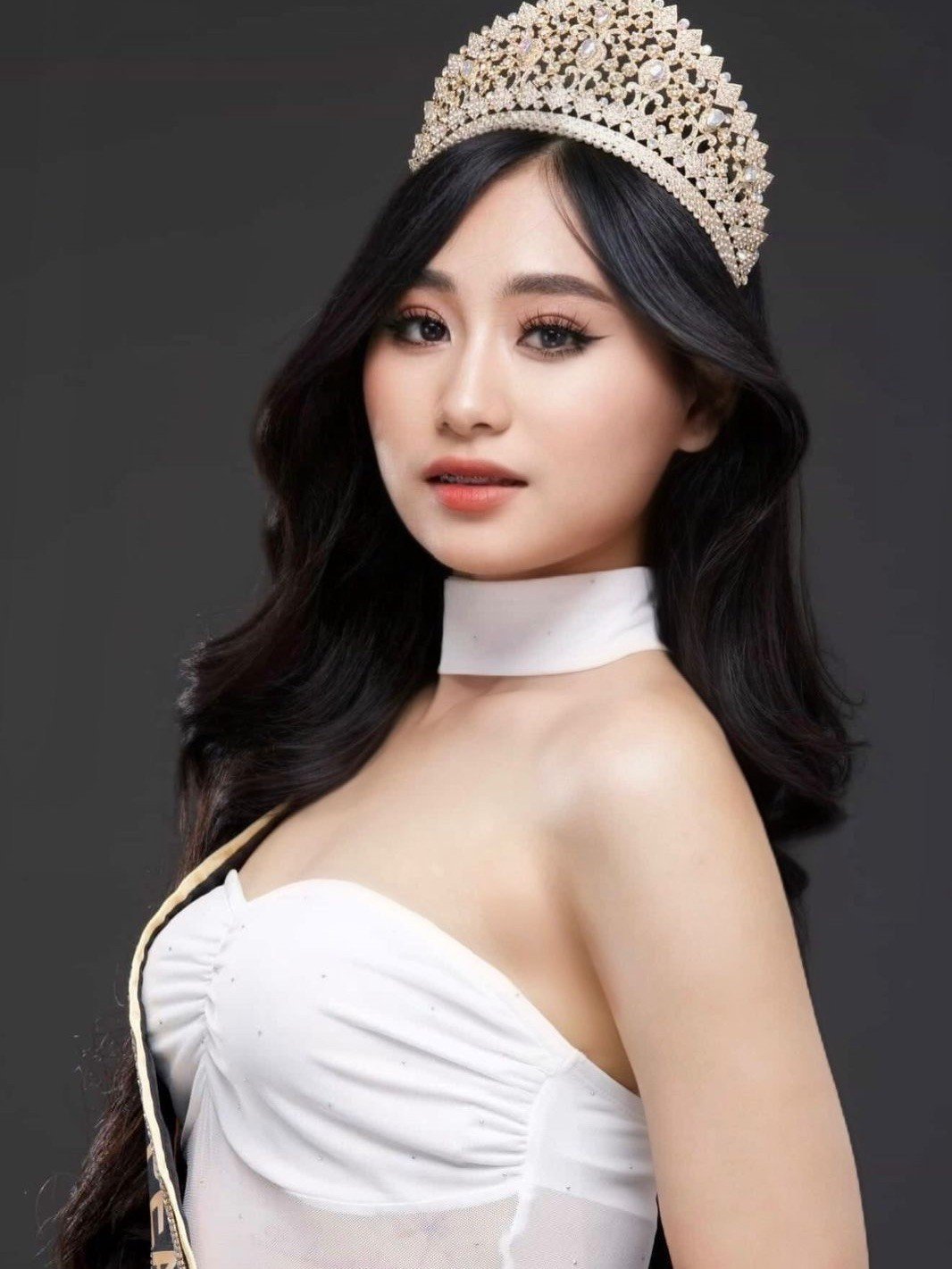 Savythi Pich Sophea là đại diện Campuchia tại Miss Peace International 2026.