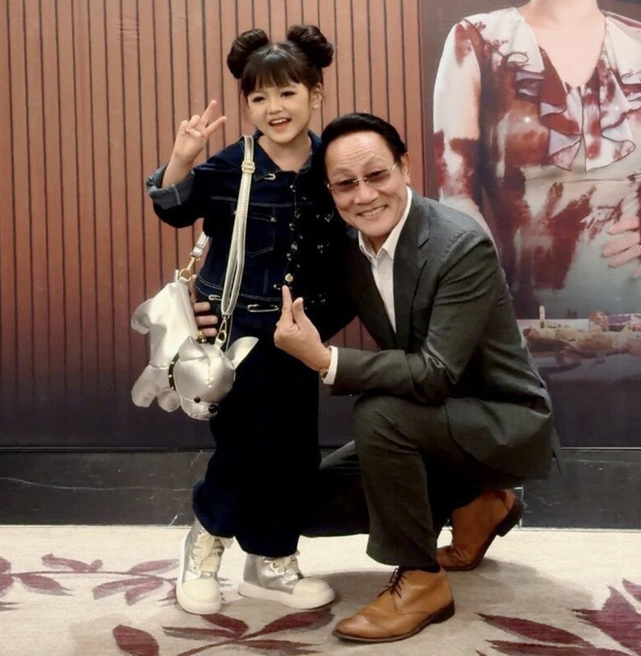 Diễn xuất của Cherry An Nhiêm thậm chí khiến NSƯT Hoàng Hải nhận xét: “Bố nghĩ tới khi con 16 tuổi mà diễn như thế này là phải lên NSƯT rồi, 21 tuổi khéo vừa đạt danh hiệu hoa hậu, người mẫu, diễn viên, NSND rồi 22 tuổi về hưu. Chứ diễn Nhi như thế này thì cứ gọi đỉnh của chóp, 10 điểm không có nhưng".