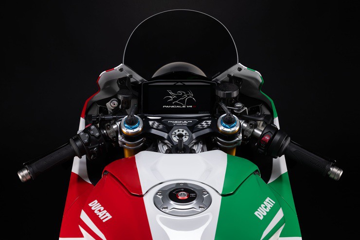 Choáng ngợp Ducati Panigale V4 Tricolore giá 2,2 tỷ, trang bị toàn “hàng khủng” - 5