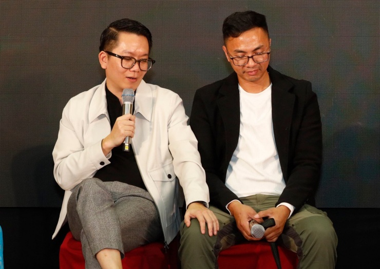 Đạo diễn Bùi Tiến Huy (trái) nói về khả năng trở lại phim ảnh của Hồng Đăng.