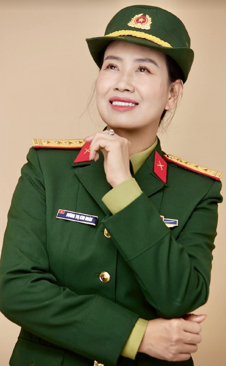 Đại tá, NSND Dương Thị Kim Ngân