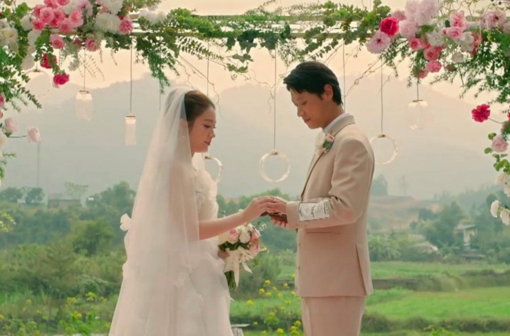 Hình ảnh cô dâu trên phim.