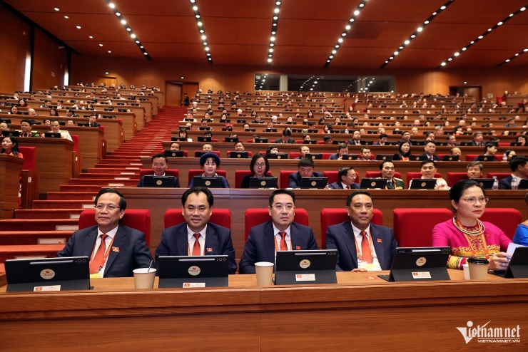 Đoàn đại biểu tỉnh Lào Cai tham dự Đại hội đại biểu toàn quốc lần thứ 14 của Đảng