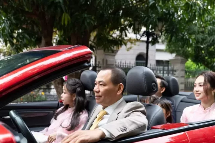 Cận cảnh dàn siêu xe độc bản trong đám cưới của con trai tỷ phú Phạm Nhật Vượng