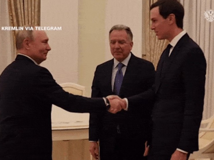 Tổng thống Putin gặp 3 đặc phái viên Mỹ ngay giữa đêm sau thông báo của Ukraine