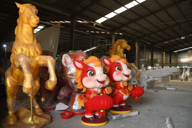 Các linh vật chiến mã, ngựa thần, xích thố, ngựa chibi có giá từ 20 đến 80 triệu đồng mỗi con.