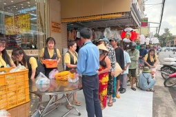 Vân Khánh Silver Gems chung tay cùng địa phương trong các chương trình vì cộng đồng