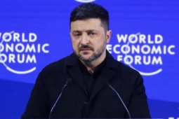 Ông Zelensky chỉ trích sốc châu Âu, tuyên bố Ukraine có thể bảo vệ Greenland
