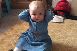 Nuốt viên pin cúc áo, bé gái 2 tuổi thủng động mạch chủ, chết thương tâm