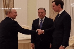 Tổng thống Putin gặp 3 đặc phái viên Mỹ ngay giữa đêm sau thông báo...