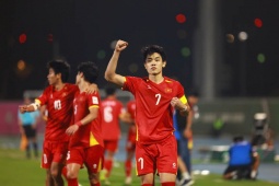 Đình Bắc đá phạt tung lưới U23 Hàn Quốc & nhận thẻ đỏ, dẫn đầu đua vua phá lưới U23 châu Á