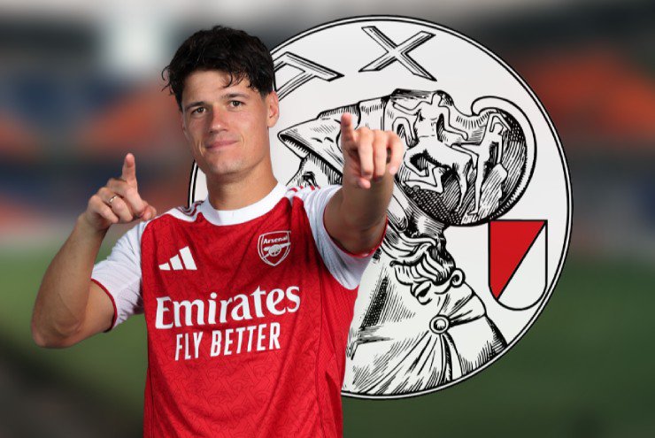 Tin mới nhất bóng đá tối 23/1: "Ông lớn" Hà Lan nhắm sao MU, Arsenal, Liverpool - 1