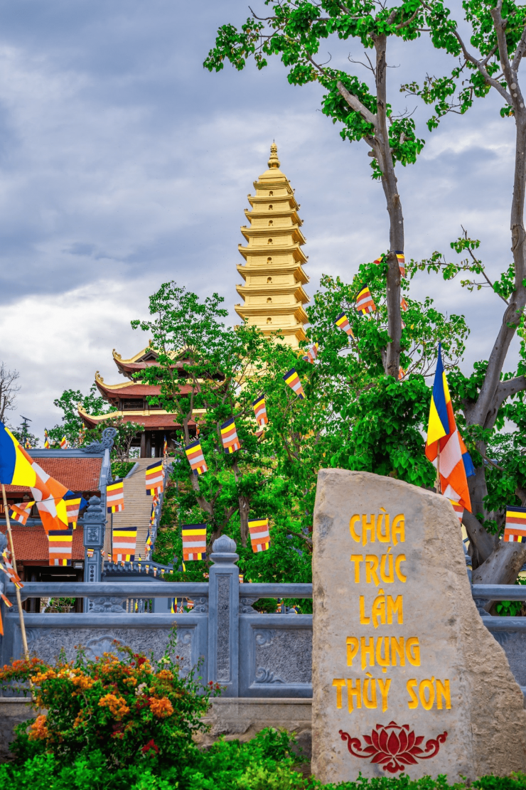 Một góc chùa Trúc Lâm Phụng Thuỳ Sơn Ảnh: Quốc Bảo