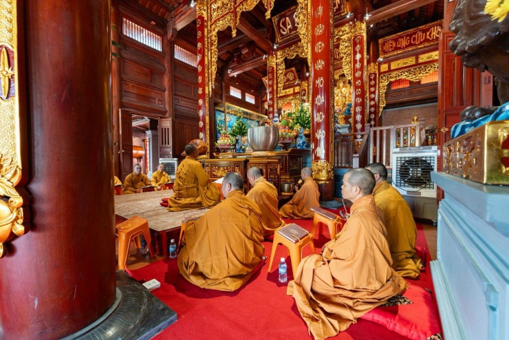 Cận cảnh ngôi chùa có bảo tháp dát vàng - Nơi doanh nhân Minh Hoàng và Á hậu Phương Nhi làm lễ Hằng thuận - 13