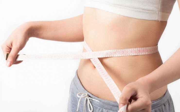 Ăn ít hơn và tập thể dục nhiều hơn là chìa khóa để giảm cân lâu dài.