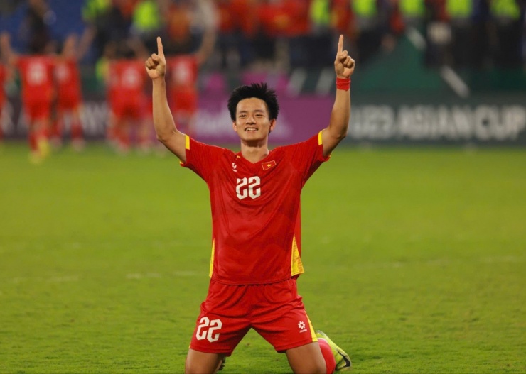 Khoảnh khắc ăn mừng của Thanh Nhàn sau loạt luôn lưu.