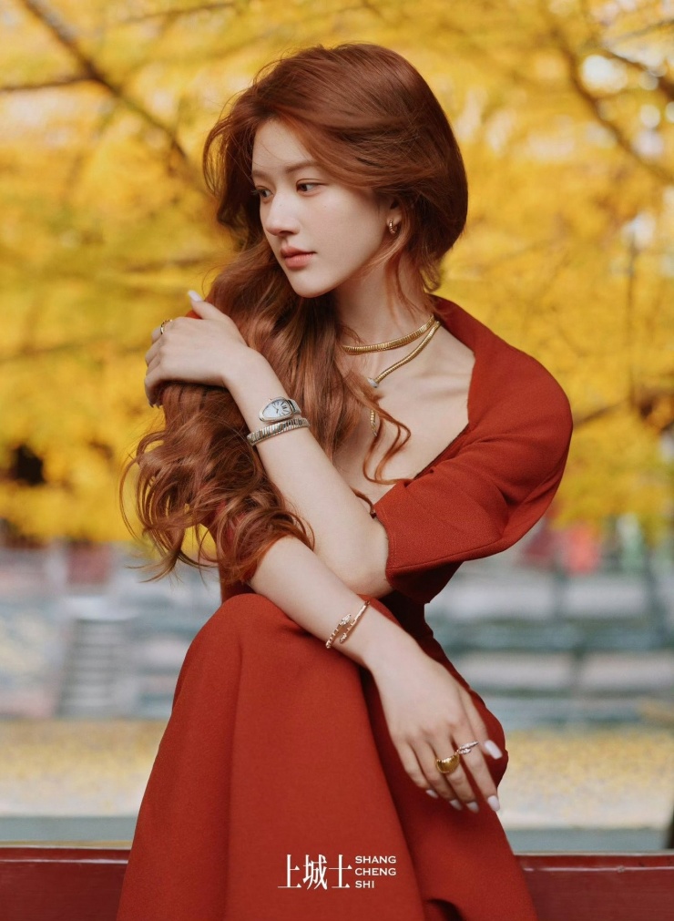 Nghỉ đóng phim vài năm, vì sao Lưu Diệc Phi - Vương Nhất Bác vẫn nổi đình đám? - 1