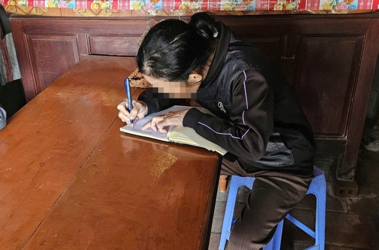 Nhiều người viết đơn xin ra khỏi danh sách trợ cấp khuyết tật tâm thần.