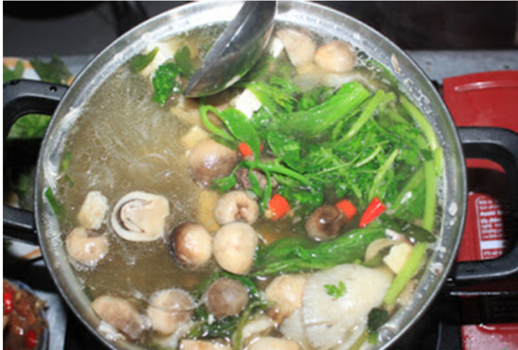 Rau dớn chính rất nhanh nên đặc biệt phù hợp để nhúng lẩu.