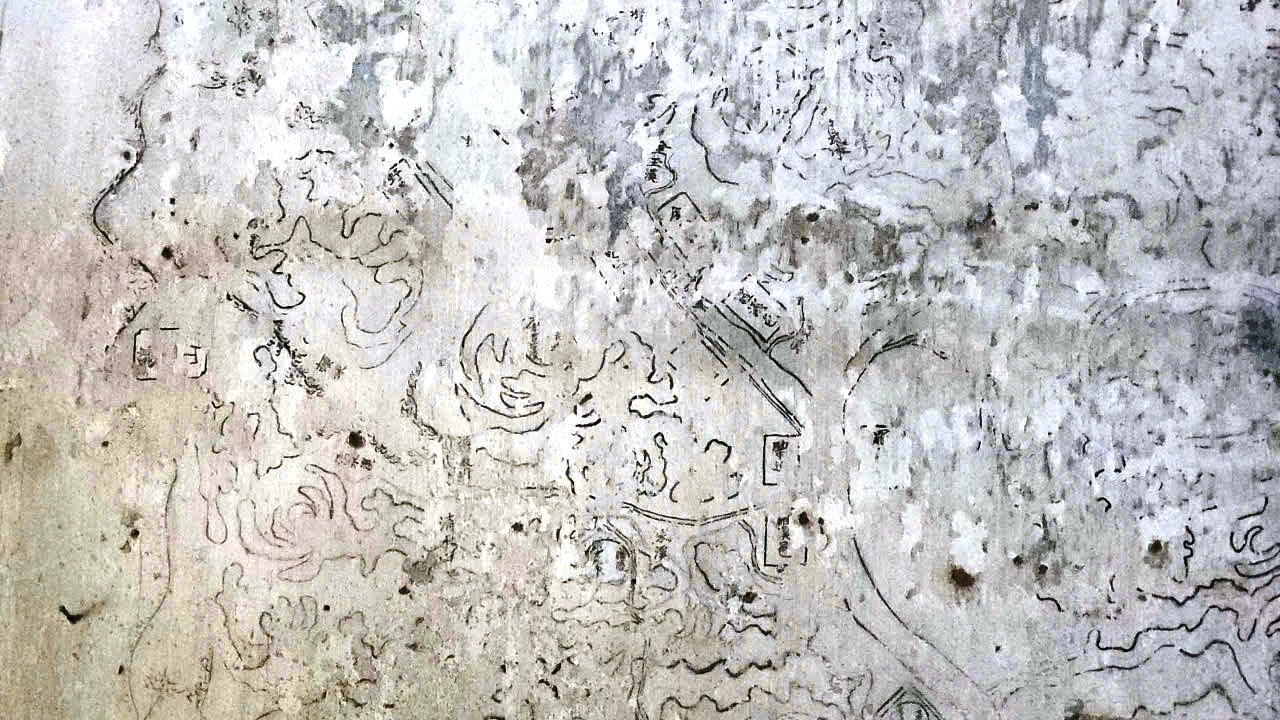 Trên bức họa dạng bản đồ có 3 loại chữ, gồm chữ Hán, chữ Việt và chữ Pháp