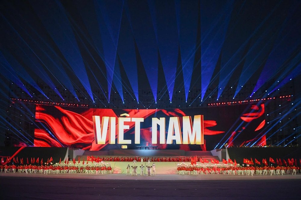 Sân vận động Mỹ Đình rực rỡ tối 23/1.