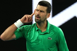 Nóng nhất thể thao sáng 25/1: Djokovic san bằng kỷ lục của Federer ở Australian Open