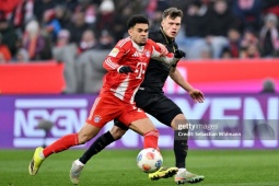 Video bóng đá Bayern Munich - Augsburg: Sao Nhật mở điểm (Bundesliga)