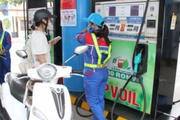 Giá xăng dầu hôm nay 24/1: Bật tăng mạnh nhất từ đầu năm mới 2026