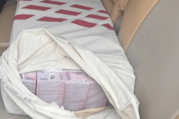 Tài xế tìm người rơi bao tiền 1 tỷ đồng để trả lại