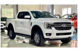 Ford Ranger giảm giá mạnh để thu hút khách hàng trước thềm Hilux ra mắt
