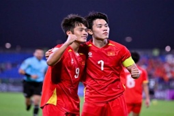 Báo Hàn sốc vì U23 Việt Nam thắng với chỉ 10 người, tâm phục khẩu phục HLV Kim Sang Sik