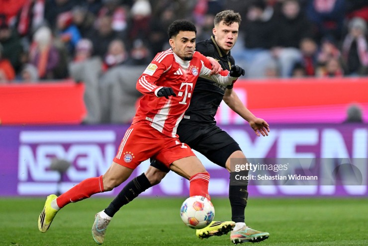 Bayern Munich có bàn mở tỉ số trong hiệp một