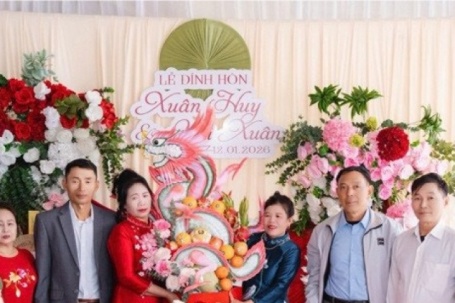 Bố mẹ chồng ở Nghệ An làm 50 mâm cỗ gả con dâu cũ, đám cưới đầy xúc động