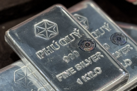 Giá bạc hôm nay 24/1/2026 tăng phi mã hơn 4 triệu đồng/kg