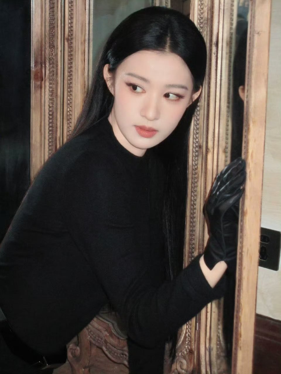 Vương Sở Nhiên có nét đẹp gợi nhớ đến Lưu Diệc Phi