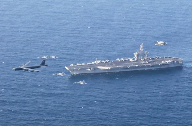 Tàu sân bay&nbsp;USS Abraham Lincoln của Mỹ. Ảnh: AP