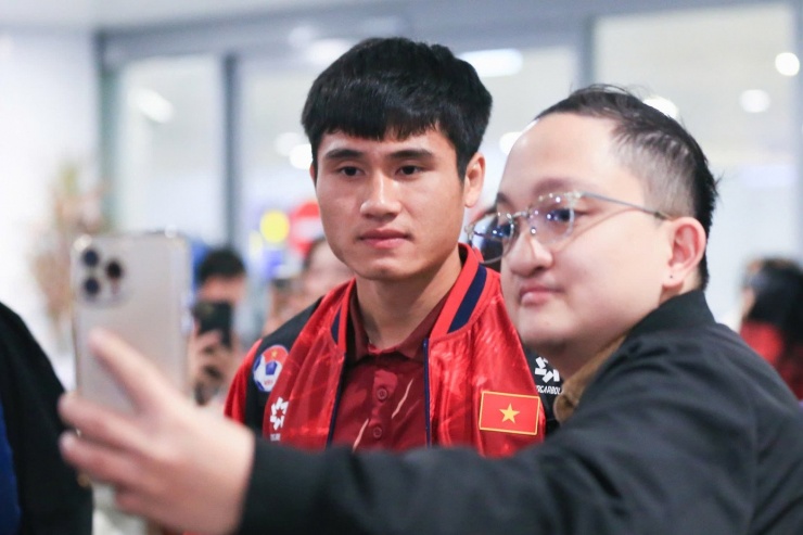 Họ trở về với tấm huy chương Đồng và rất nhiều bài học trong hành trang. (Ảnh: Trọng Hiếu)