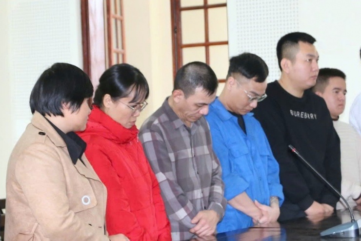 Các bị cáo lĩnh án.