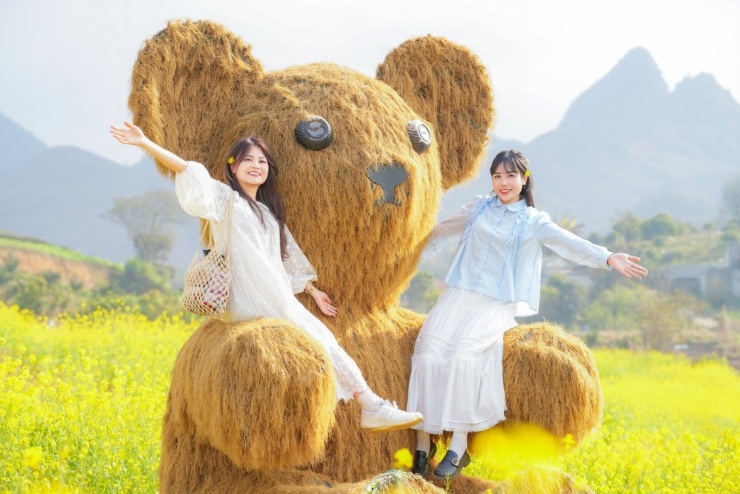 Hoa cải nhuộm vàng các cánh đồng ở Mộc Châu - 6