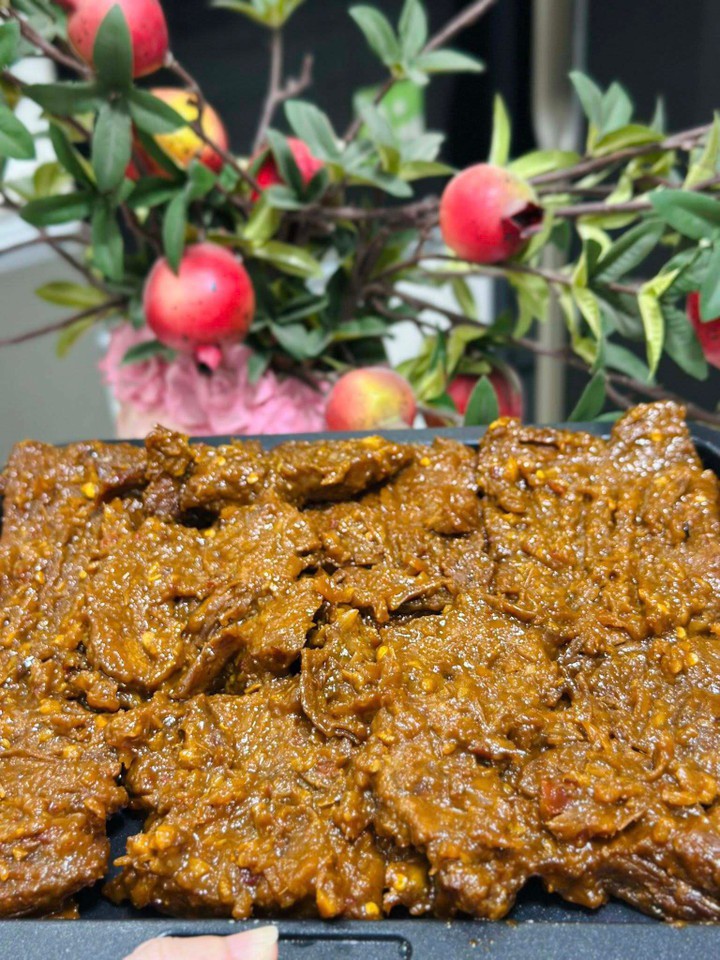 Sếp vào khay cho vào nồi chiên.