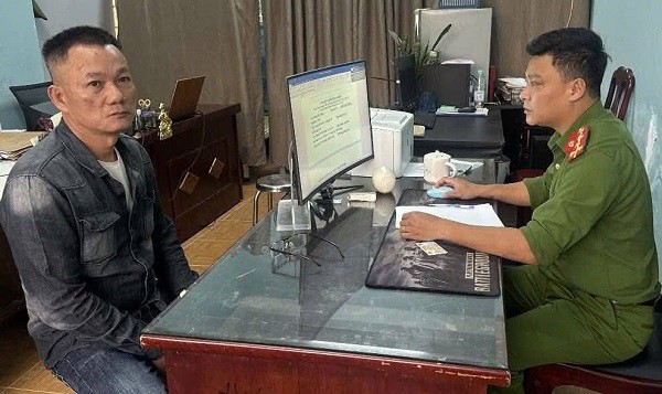 Trương Đông Ý ra trình diện cơ quan Công an chiều 25/1. Ảnh: Công an TP Đà Nẵng