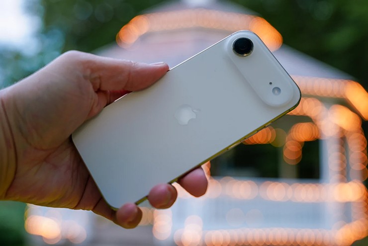 Các yếu điểm trên iPhone Air lại được xem là yếu tố quan trọng với người mua.