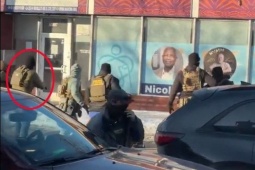 Đặc vụ ICE bắn vào người biểu tình, Tổng thống Donald Trump lên tiếng