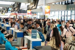 Đi làm Tết Nguyên đán, người lao động được hưởng bao nhiêu phần trăm lương?