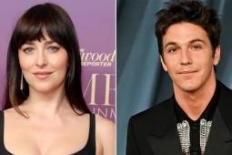 Người đẹp '50 sắc thái' công khai tình mới kém 8 tuổi