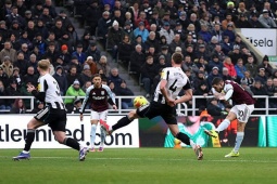 Kết quả bóng đá Newcastle - Aston Villa: Tuyệt tác mở điểm, đánh sập "pháo đài" (Ngoại hạng Anh)